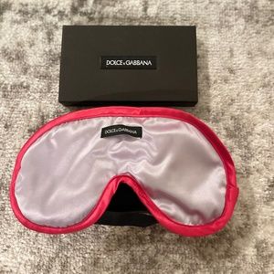 Dolce & Gabbana Velvet and Silk lavender infused mask, NEW, OS